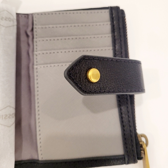 Fossil Lainie Multifunction Black Leather Wallet with Gold Accents - Picture 4 of 7